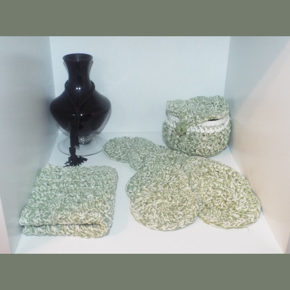 10 pc Handmade Clamshell Spa Set